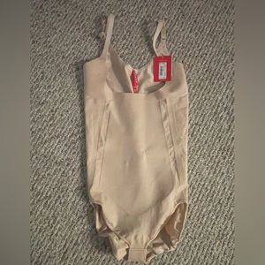brand new with tags Spanx oncore open bust panty bodysuit size medium